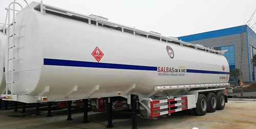 平博pinnacle体育平台半挂油罐车出口案例